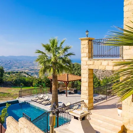 Villa Alexandros Palace Pafos
