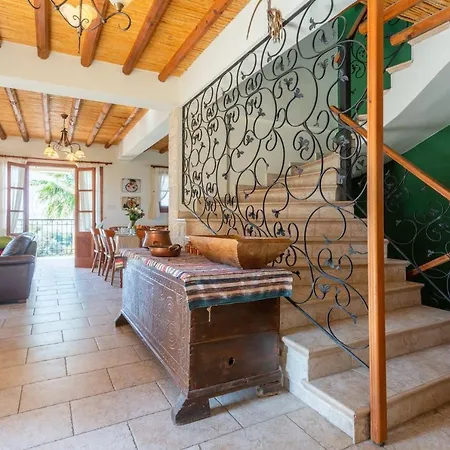 Alexandros Palace Villa *